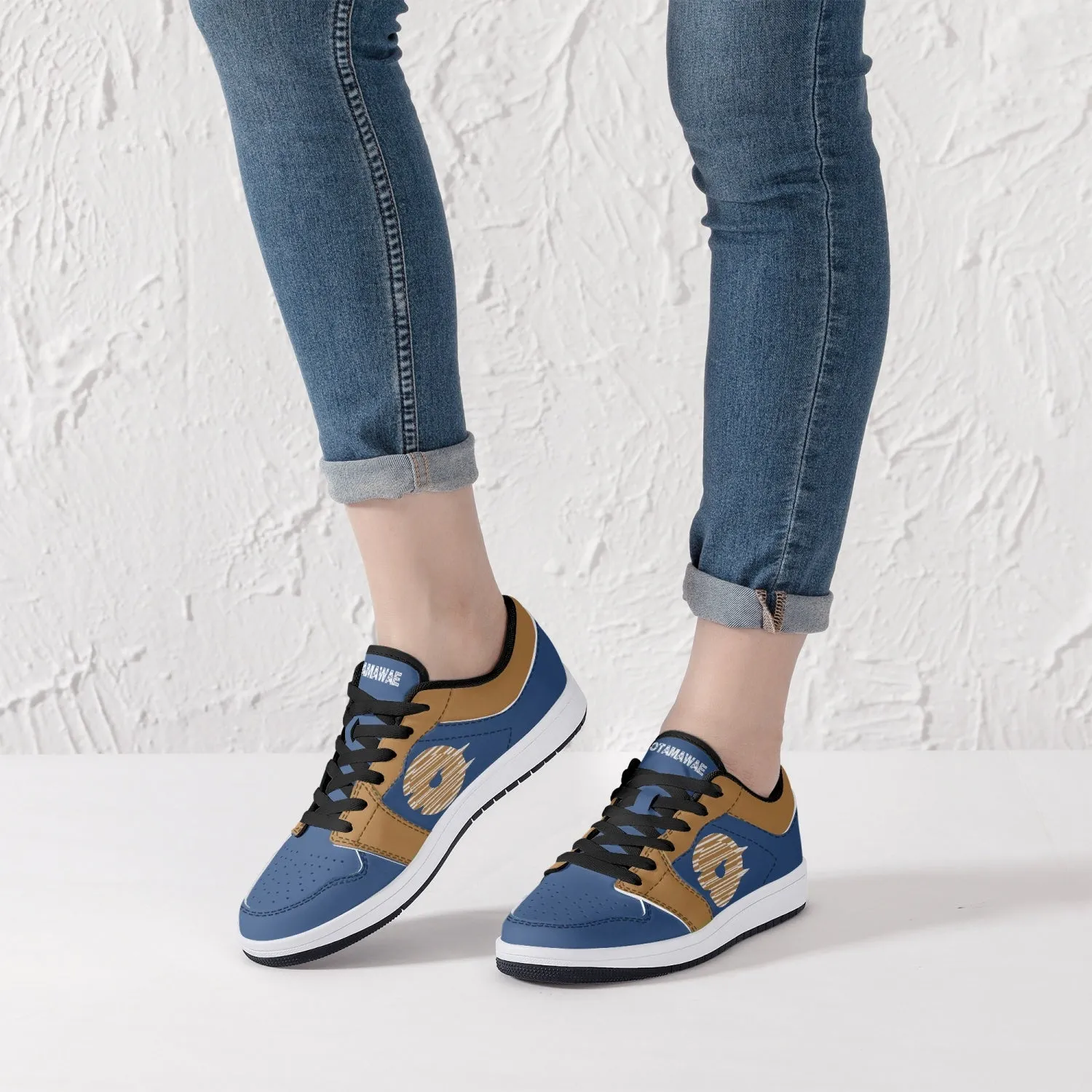 Low-Top Leather Sneakers - Blue/Orange