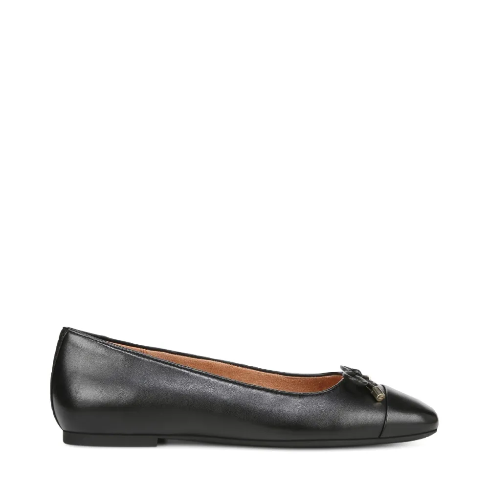 Vionic Women's Klara Bow Leather Flat in Black